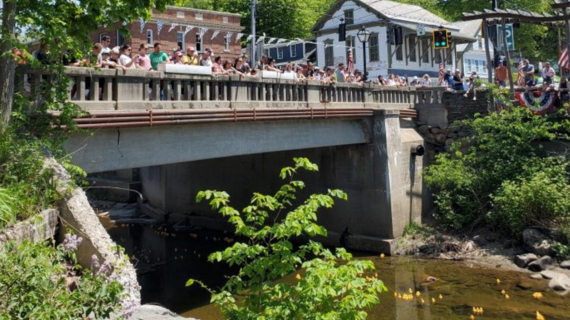 Duck Race 2024