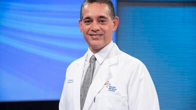 Dr. Enrique Carrion