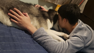Ryan and Shiloh on bed