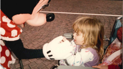 Wish kid Lia with Minnie Mouse