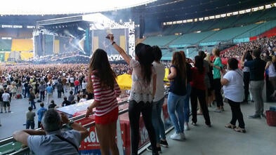 Wish Alum Eleonora at concert on wish