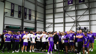 Minnesota Vikings with Make-A-Wish kid Sylvia take a group photo during her wish