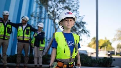 Oliver Builds Hope