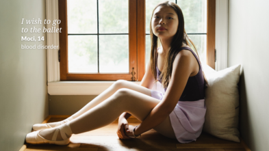 Wish Kid Moci sitting in windowsill