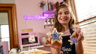 Wish kid Vera in her new baking kitchen