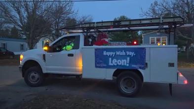 A truck decorated for Leon's holiday parade