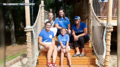 Libby receives a new treehouse