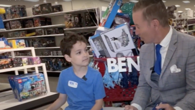 Ben & ABC10 reporter Mark S. Allen talk during Ben's shopping spree