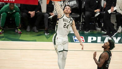 Pat Connaughton