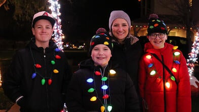 Christmas on Comstock hosts Make-A-Wish event