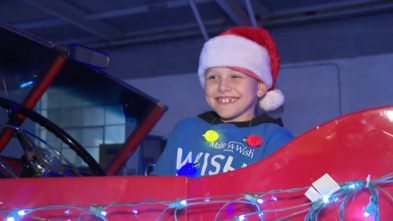 Make-A-Wish Arizona is Grand Marshal of APS Electric Light Parade