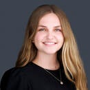 lizzie-headshot