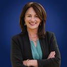 Sarah Fass Headshot