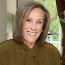 Linda Richardson Headshot