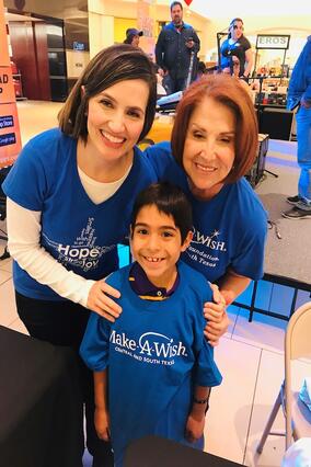 Volunteer Elizabeth and Wish kid Edna
