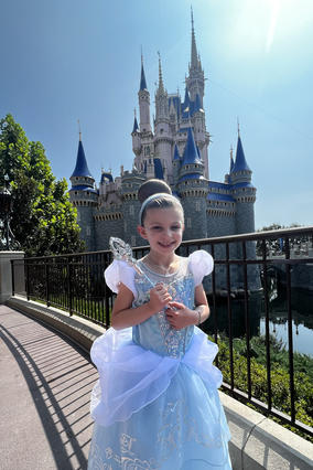 EmmaC at Disney Portrait — AKWA