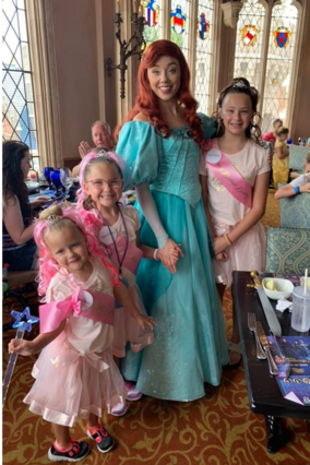 Olivia and her sisters meeting Ariel