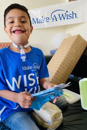 Luis wish for a shopping spree