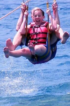 Wish kid Jaime on her wish trip to Hawaii
