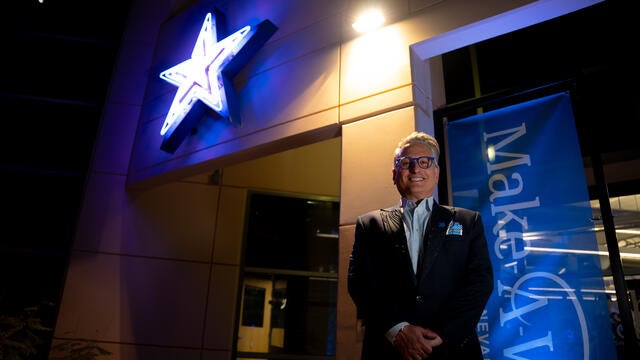 Scott and Neon Star