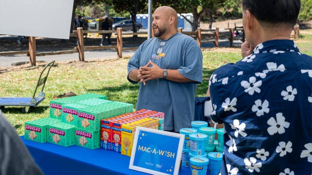 Goodles table with free macaroni and cheese giveaways